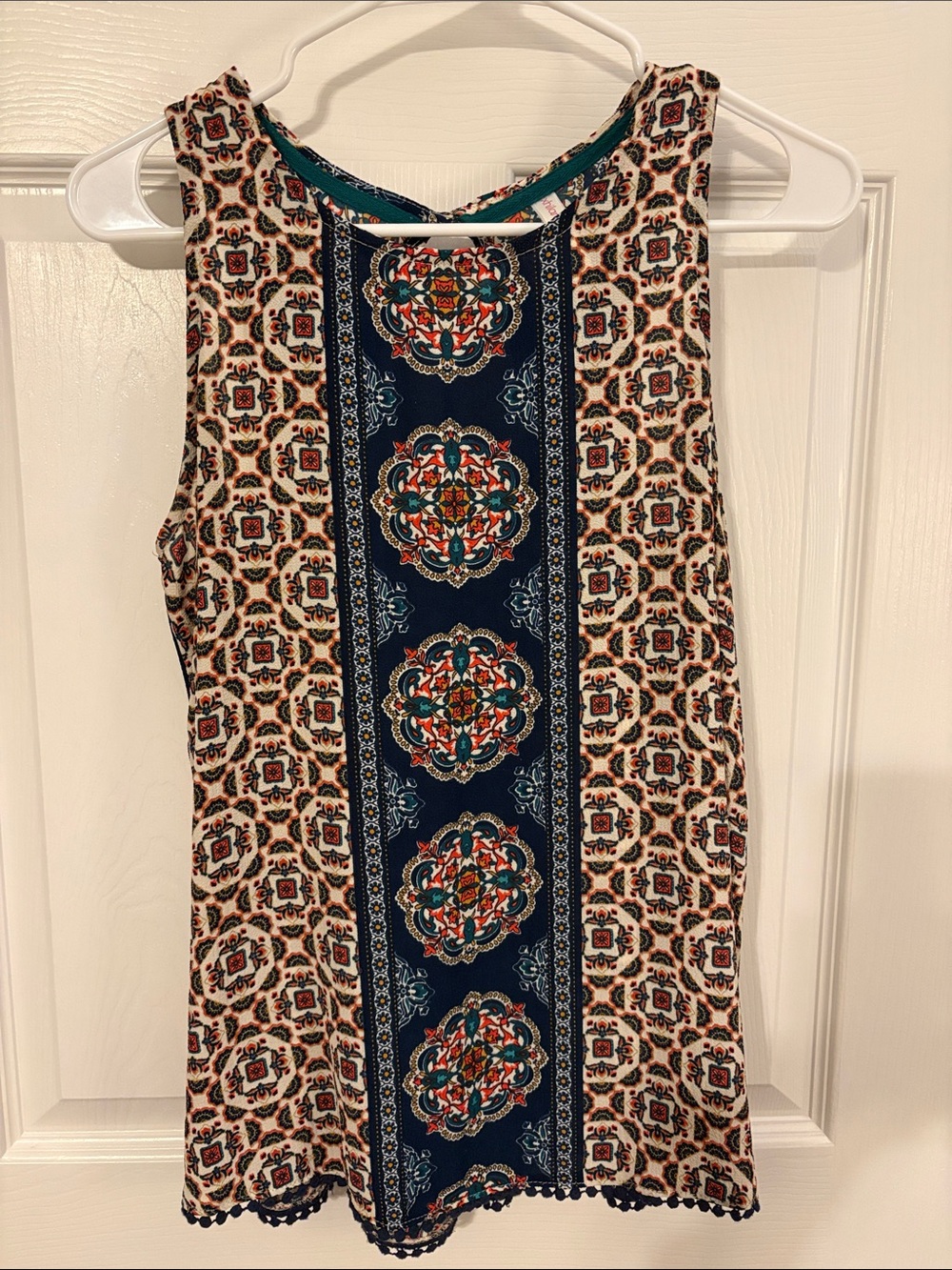 Xhilaration Navy & Cream Boho Medallion Tank
